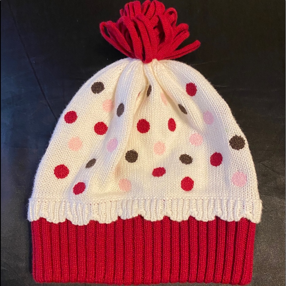 Cupcake beanie 2T - 3T Gymboree